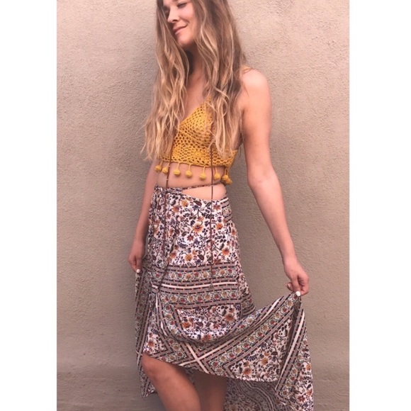 ▪️ Floral Side Cut Maxi Skirt - Picture 3 of 6